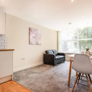 https://bright-1-bedroom-apartment-in-central-pontefract.yorkshirehotels.net